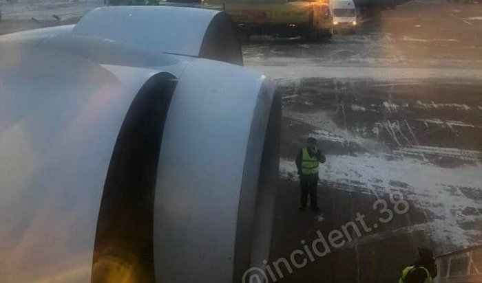 Вылет самолета Иркутск — Пхукет отменили из-за неполадок в двигателе