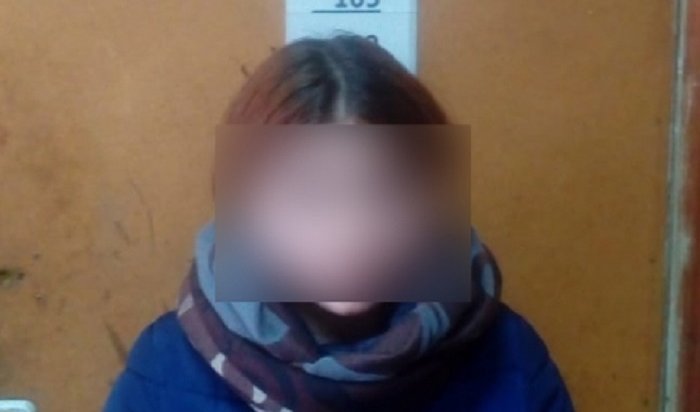 В Иркутске задержали похитительницу конверта с деньгами у банкомата (Видео)