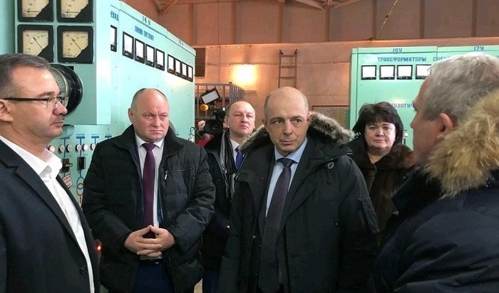 Депутаты Заксобрания Приангарья вместе с членами Совета Федерации РФ находятся в Байкальске