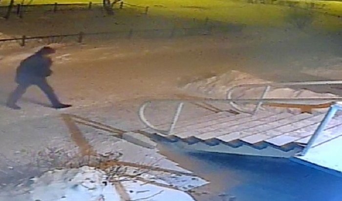 В Братске мужчина пытался поджечь салон цветов в многоэтажке (Видео)