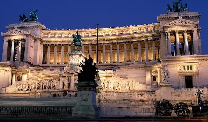Романтика ночного Рима: что посмотреть в городе после захода солнца