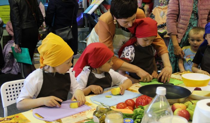 В Иркутске начала работу выставка, приуроченная к Международному дню семьи