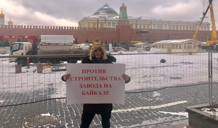 Стилисту Сергею Звереву изменили наказание за пикет у стен Кремля (Видео)