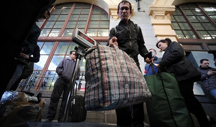 ФСБ впервые за 20 лет раскрыла число приехавших на заработки в Россию иностранцев