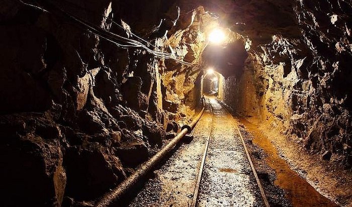 Из-за пожара на шахте в Кузбассе эвакуировали 43 горняка