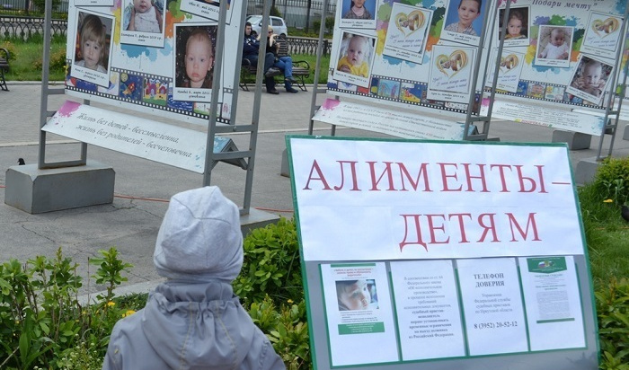 Алиментщик из Иркутска выплатил 3 млн рублей долга после возбуждения уголовного дела
