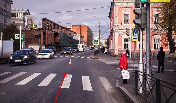 Подросток разбил голову, упав в иркутской маршрутке на улице Чкалова