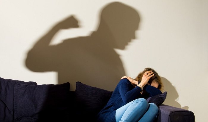 Понятие «преследование» появилось в законопроекте о домашнем насилии
