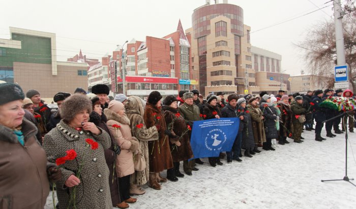 Память воинов, павших в боях при исполнении воинского долга, почтили в Иркутске (Фото)