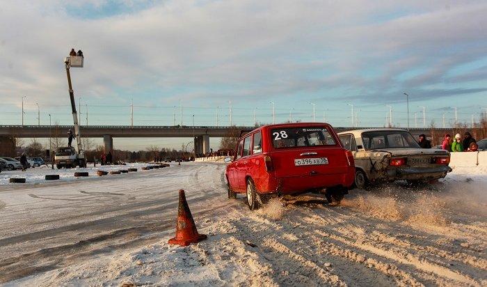 Иркутяне первыми в России открыли зимний дрифт-сезон (Фото+Видео)