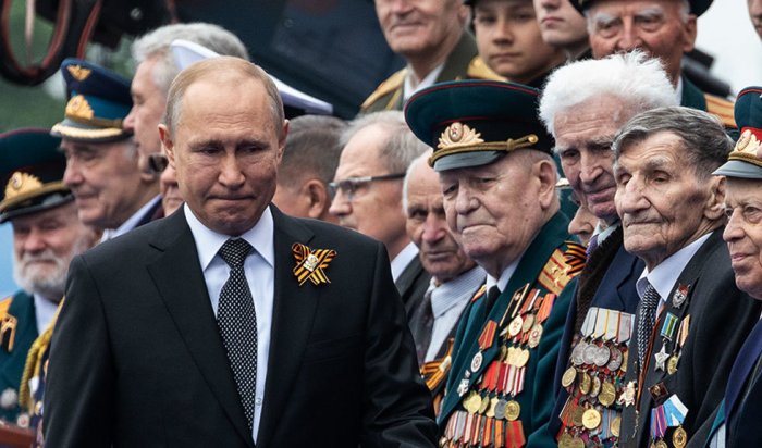 Владимир Путин объявил о переносе парада Победы (Видео)