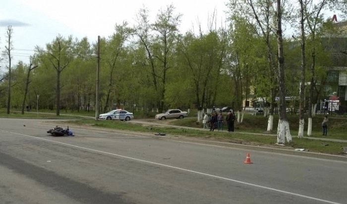 Мотоциклист пострадал в ДТП на улице Розы Люксембург в Иркутске