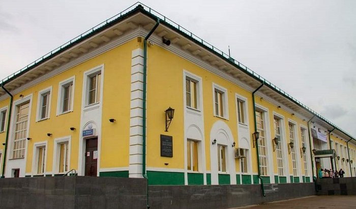 17-летняя жительница Саянска родила ребенка на вокзале в Тайшете