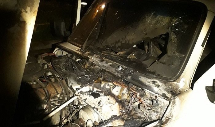 Иркутянин погиб во время пожара в автомобиле