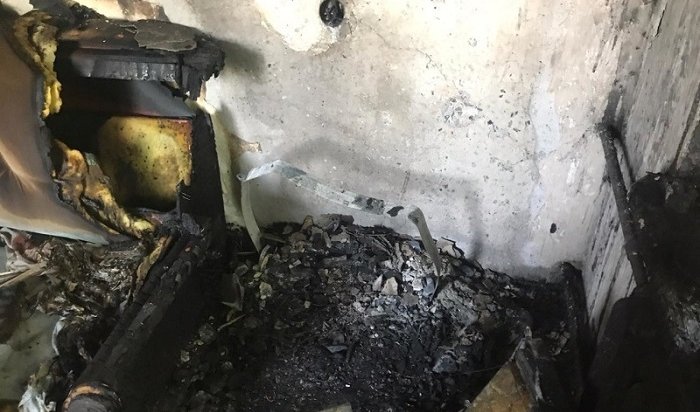 Телевизор загорелся в одной из квартир Ангарска: пострадала женщина