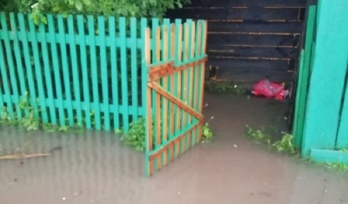 В Баяндае подтопило 10 жилых домов после ливня