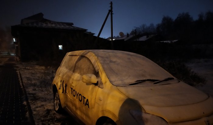 Снег в Иркутске вызвал 9-балльные пробки и массовые ДТП (Видео)