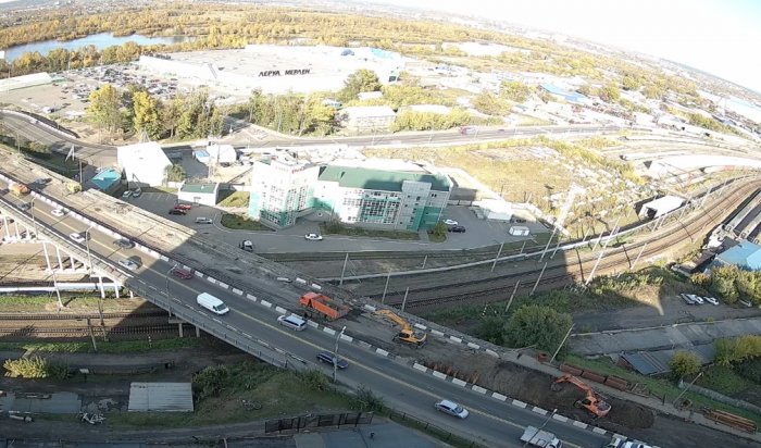 Работы по реконструкции путепровода в Иркутске ведутся с опережением графика