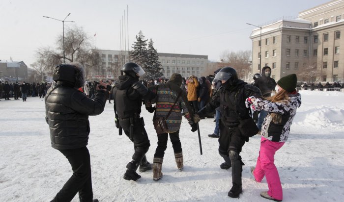 На участников митинга 31 января в Иркутске составили 74 протокола