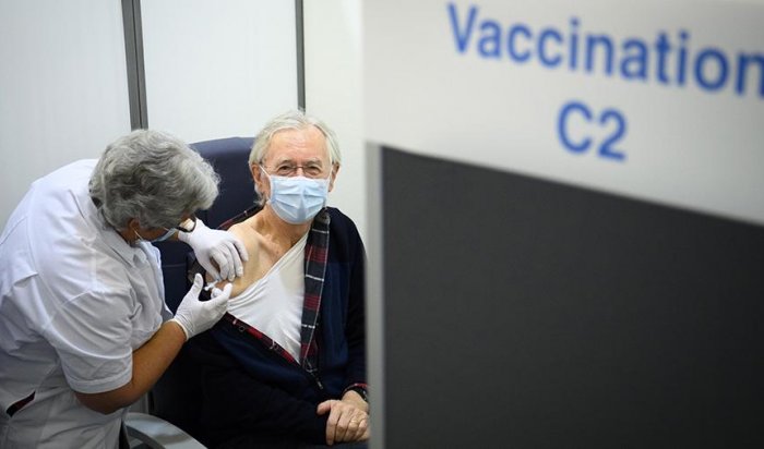 В Швейцарии после вакцинации от COVID-19 умерли 16 человек