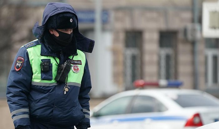 Водитель, сбивший школьницу на пешеходном переходе в Усолье-Сибирском, явился в полицию после публикации в СМИ