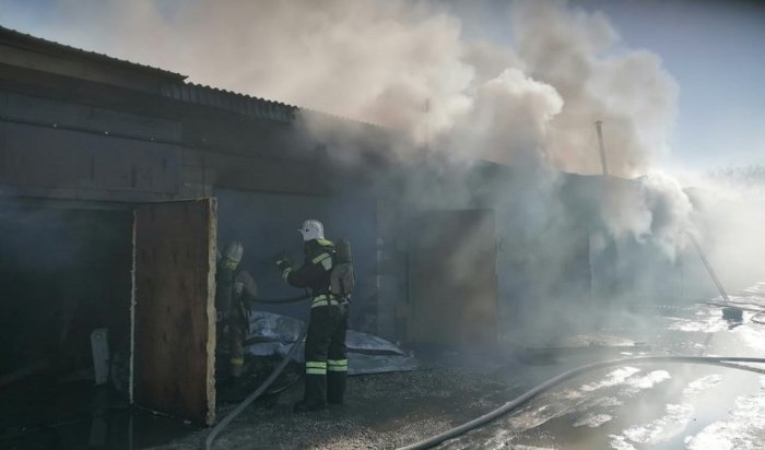 В гаражном кооперативе Ангарска произошел пожар, пострадавших нет