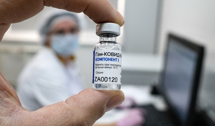 Власти Якутии передумали делать вакцинацию от коронавируса обязательной
