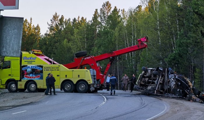 На Култукском тракте произошло возгорание большегруза