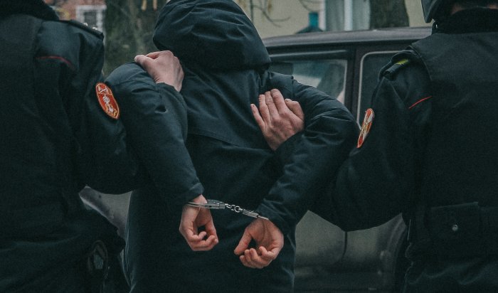 В Иркутске оперативниками задержан подозреваемый в краже