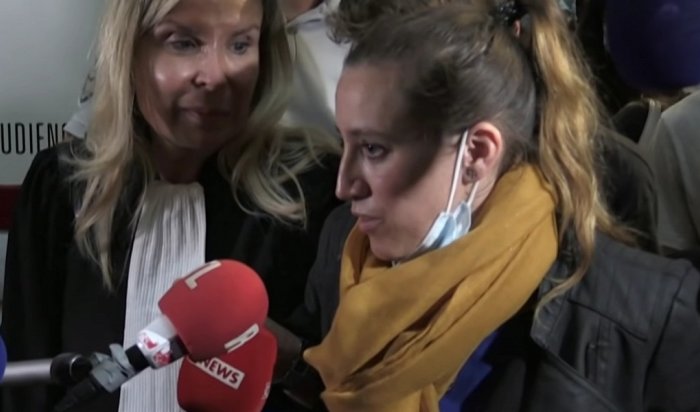 Во Франции суд отпустил убившую мужа-насильника женщину