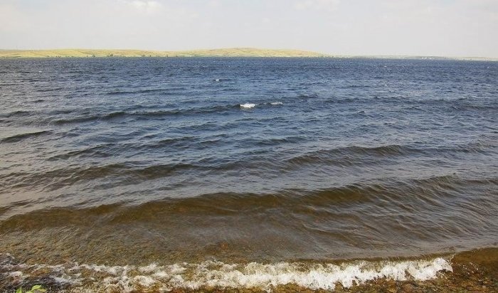 75-летний мужчина утонул в заливе Пляжный Братского водохранилища