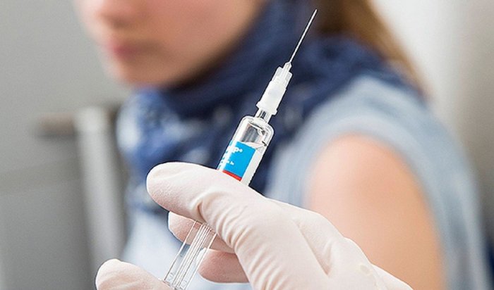 В поликлиники Иркутской области поступила вакцина от гриппа