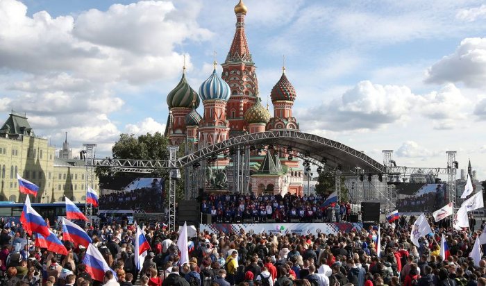 На Красной площади прошла торжественная встреча паралимпийской сборной (Видео)