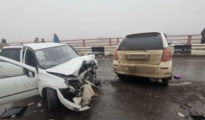 Пять человек пострадали в ДТП у села Оёк