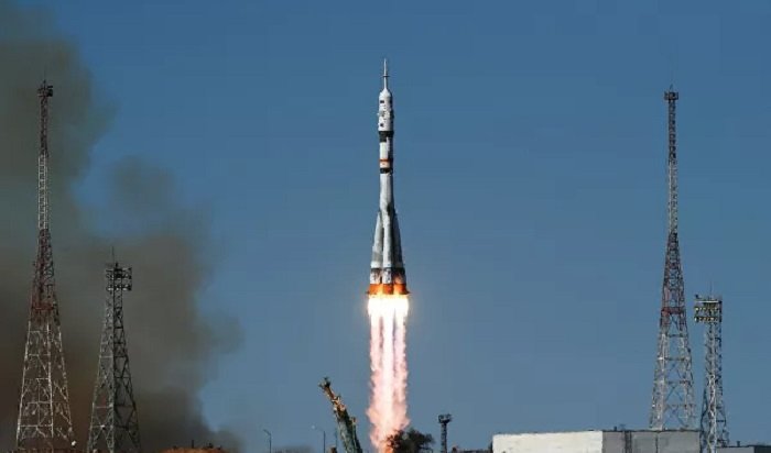 Корабль «Союз МС-19» с первым в истории киноэкипажем вышел на орбиту