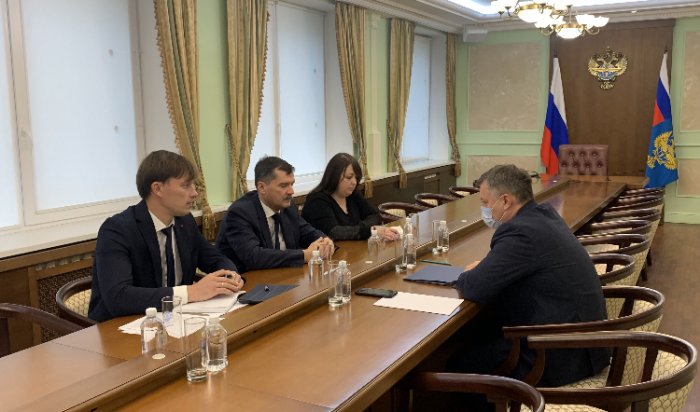 Губернатор Приангарья обсудил с главой Росавиации перенос иркутского аэропорта