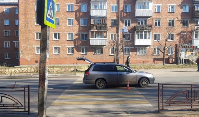 В Иркутске на улице Красноярской водитель сбил пятиклассника на пешеходном переходе