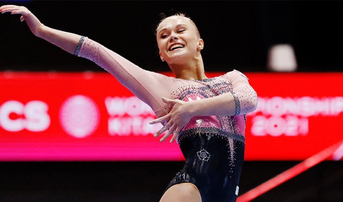 Российская гимнастка Ангелина Мельникова лишилась первого места на чемпионате мира в Японии