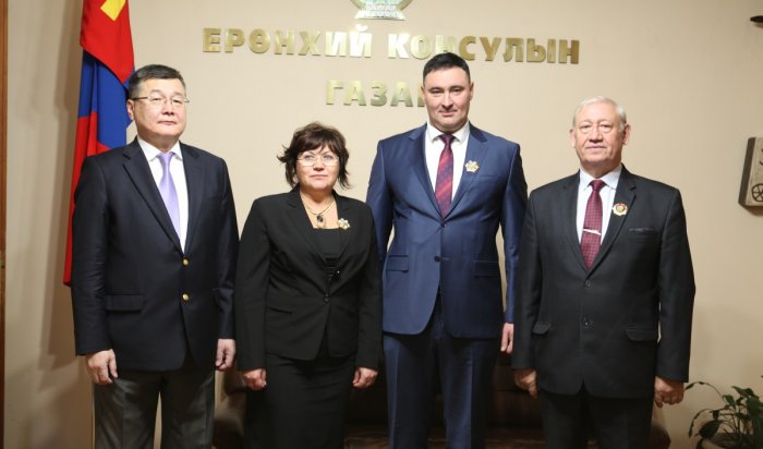 Руслан Болотов удостоился высшей государственной награды Монголии