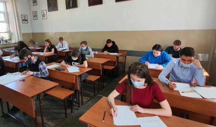 97% выпускников успешно написали итоговое сочинение