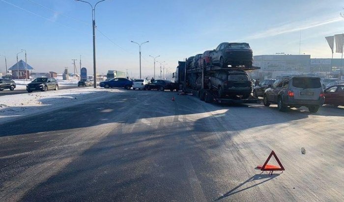 На объездной дороге в Ново-Ленино произошло ДТП с шестью машинами (Видео)