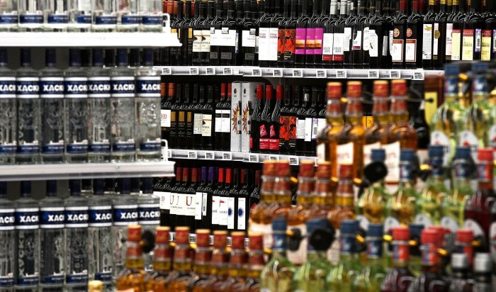 «Известия»: Производители предупредили о росте цен на крепкий алкоголь в России