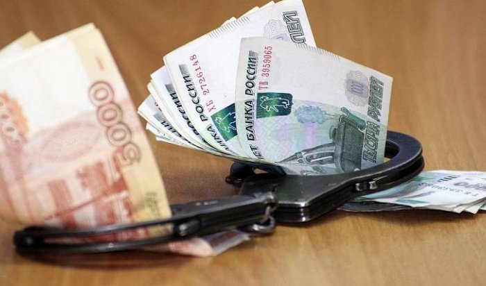 В Чунском районе возбуждено уголовное дело по факту дачи взятки в 205 тысяч рублей полицейскому