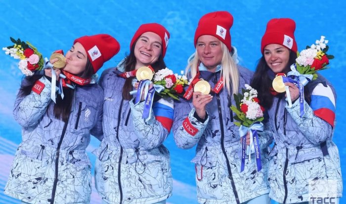 Российские лыжницы завоевали золото в эстафете