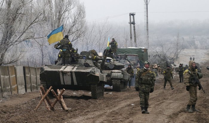 В ЛНР и ДНР заявили, что украинские военные массово покидают позиции