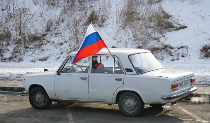 В Иркутске прошёл автопробег в поддержку бойцов, участвующих в выполнении специальной военной операции на Украине (Фоторепортаж)