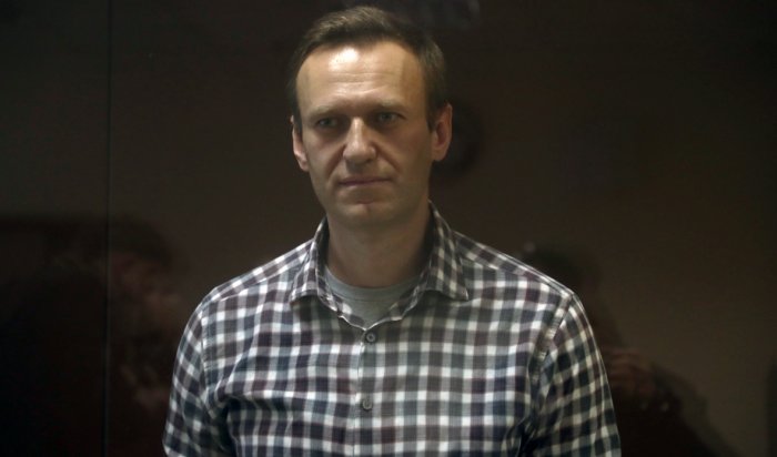 Алексея Навального приговорили к девяти годам колонии строгого режима