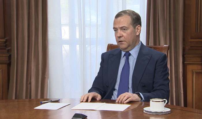 Медведев: Мораторий на смертную казнь может быть пересмотрен в случае необходимости
