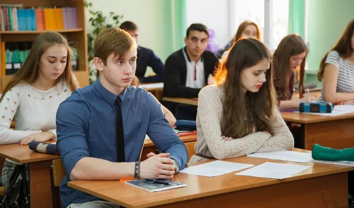 Российские школы обязали рассказывать ученикам о пользе импортозамещения на фоне санкций