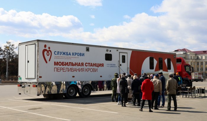 Звание «Почетный донор России» получили 98 жителей Иркутской области